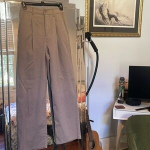 UO Pleated Beige Trousers